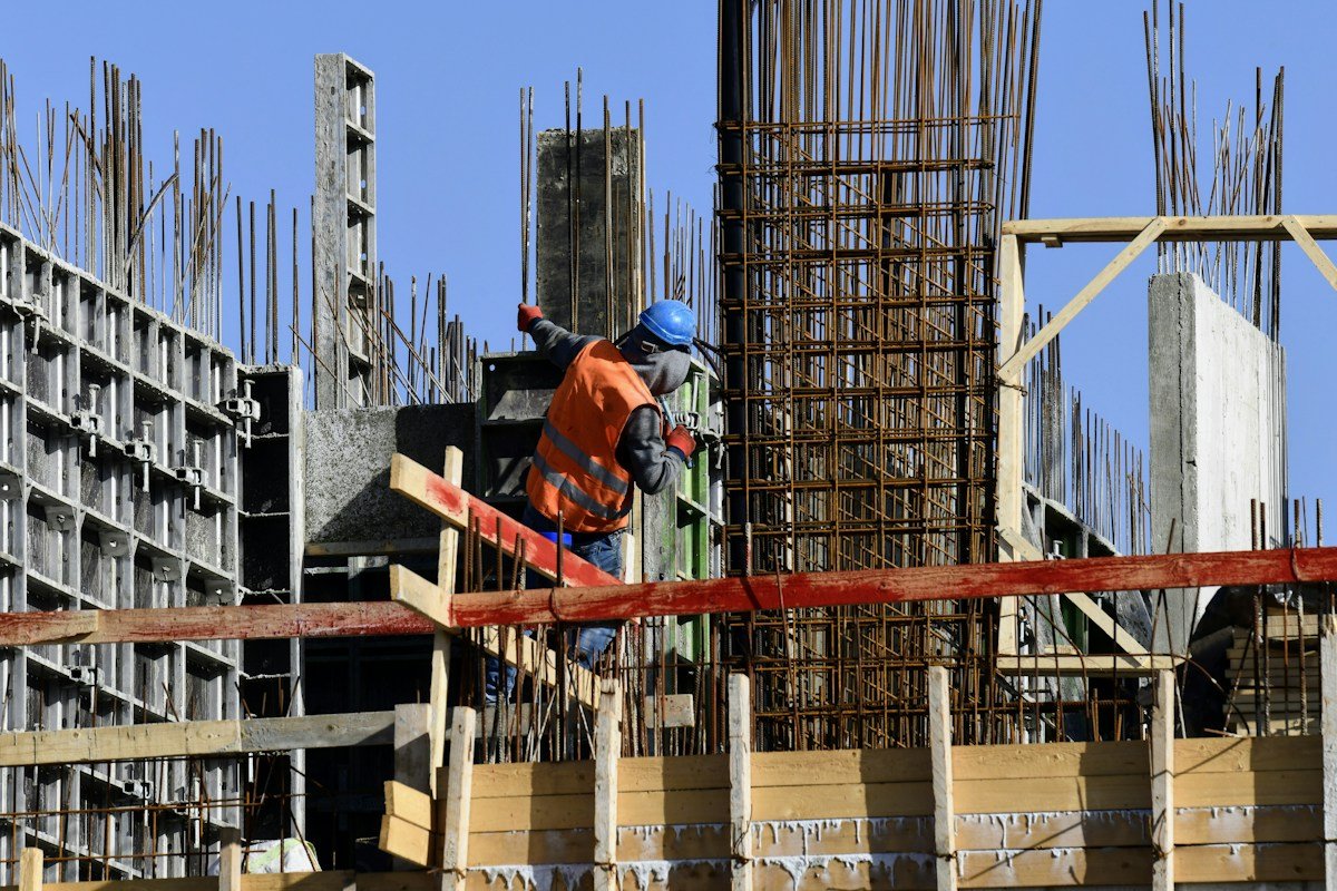 Caldo sul Lavoro: Cosa Deve Fare il Datore di Lavoro